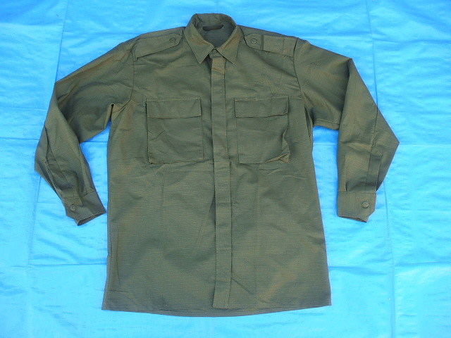 クロアチア軍BDUジャケット，コットン製リップストップ生地，新品，size40(L寸)，(着丈80cm，身幅61cm，袖59cm，肩47cm)、(22-7-4-2)