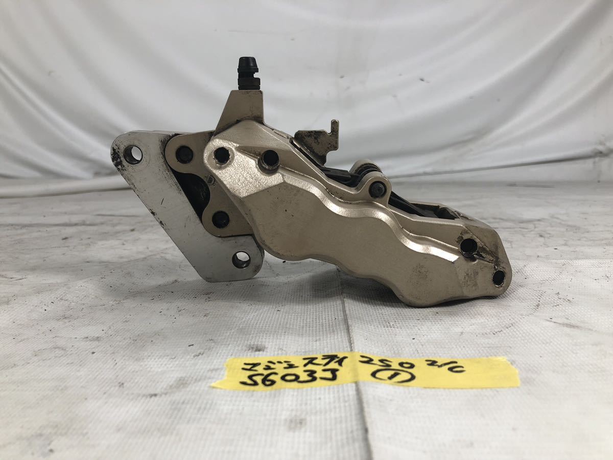 ヤマハ マジェスティ NISSINブレーキキャリパー 4D9 マジェスティ用