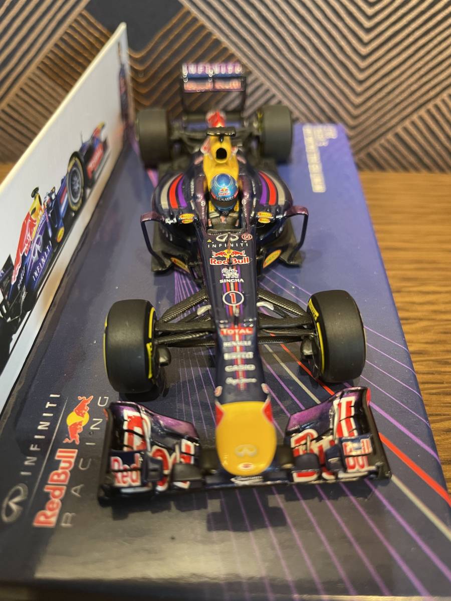 1⁄43 PMA レッドブル RB9 ミニチャンプス INFINITI RED BULL RACING 0