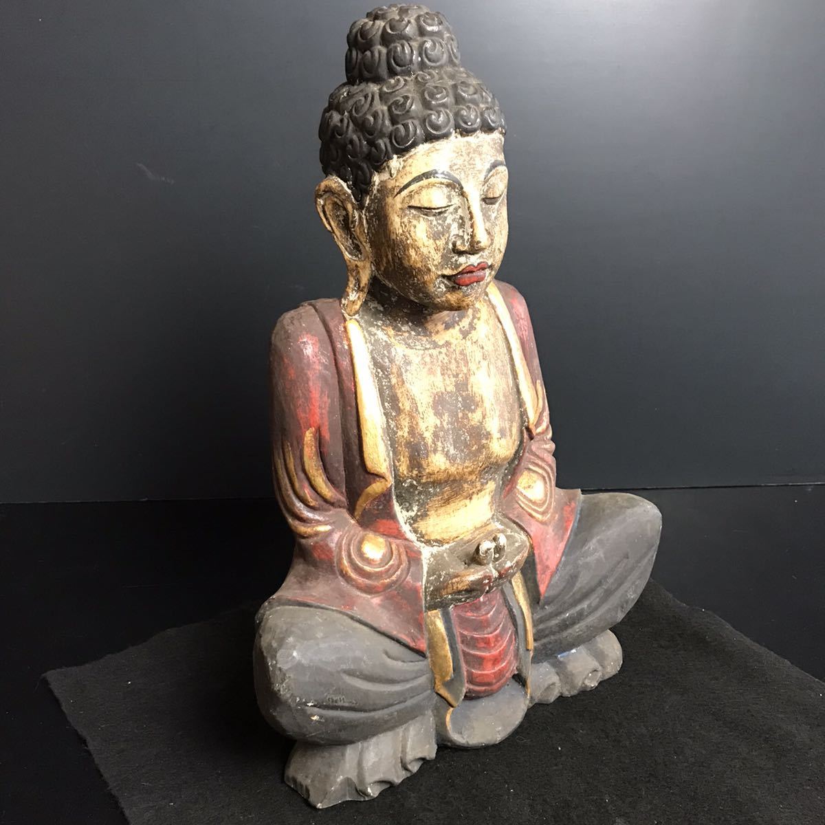 仏教美術 江戸時代 木彫 玉眼 如来像 仏像 高さ約61cm 仏教美術 江戸時代 木彫 玉眼 如来像 仏像 高さ約61cm 仏教美術