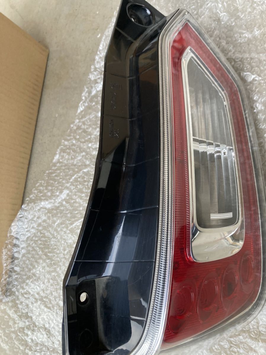 美品】スズキ ワゴンR MH55S 純正 左 テールランプ テールライト 35604