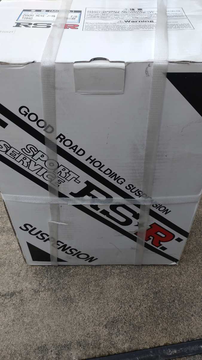 RS☆R　ダウンサス　ZVW30プリウス　T084D　ローダウン　 RS-R ダウンサス プリウス オートバックス店 ZVW30&frasl;1台分用&frasl;T084D (前後&frasl;1台分セット)