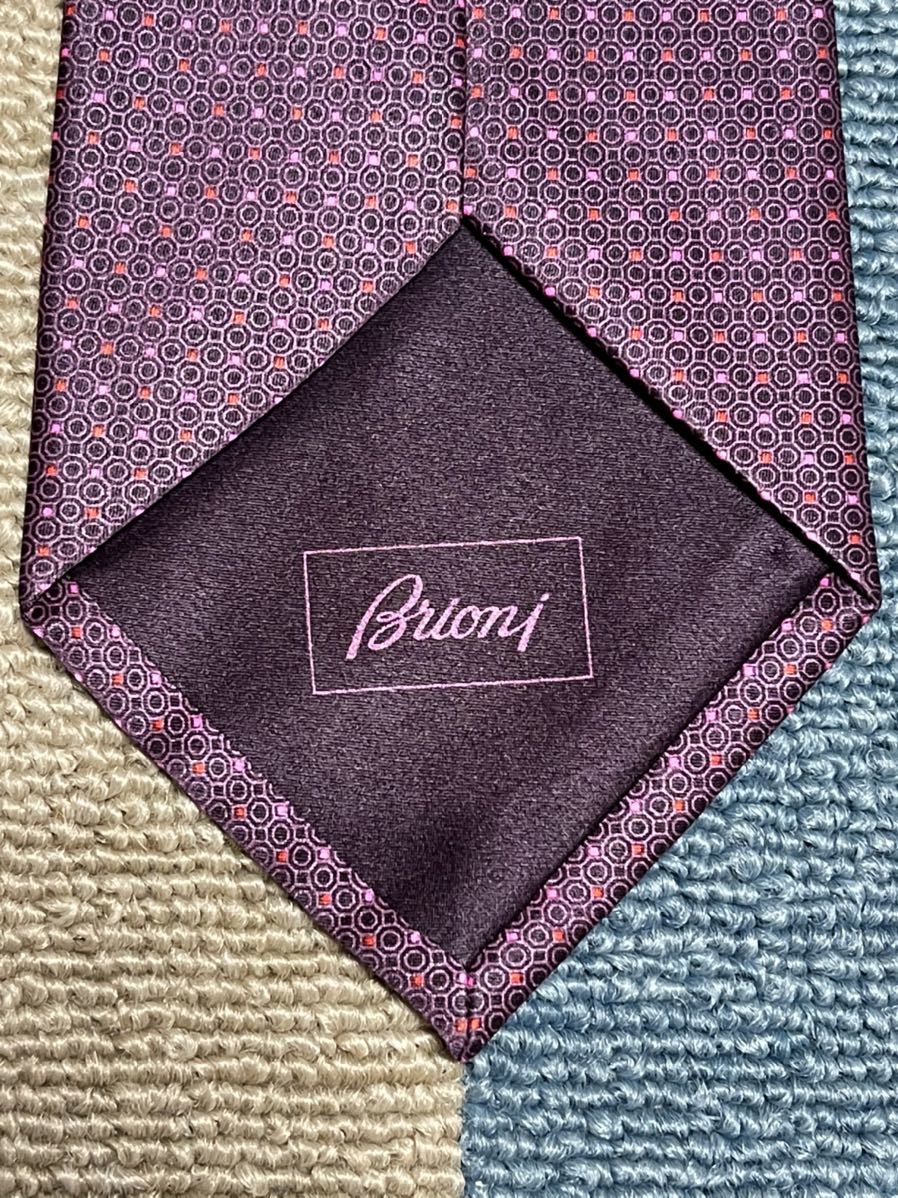 ほぼ未使用 ″Brioni″ ブリオーニ ドット ブランドネクタイ 207179 BRIONI（ブリオーニ）の中古品の通販サイト セカンドストリート ブリオーニ ブランドネクタイ ネクタイの中古品・新品 ネクタイ