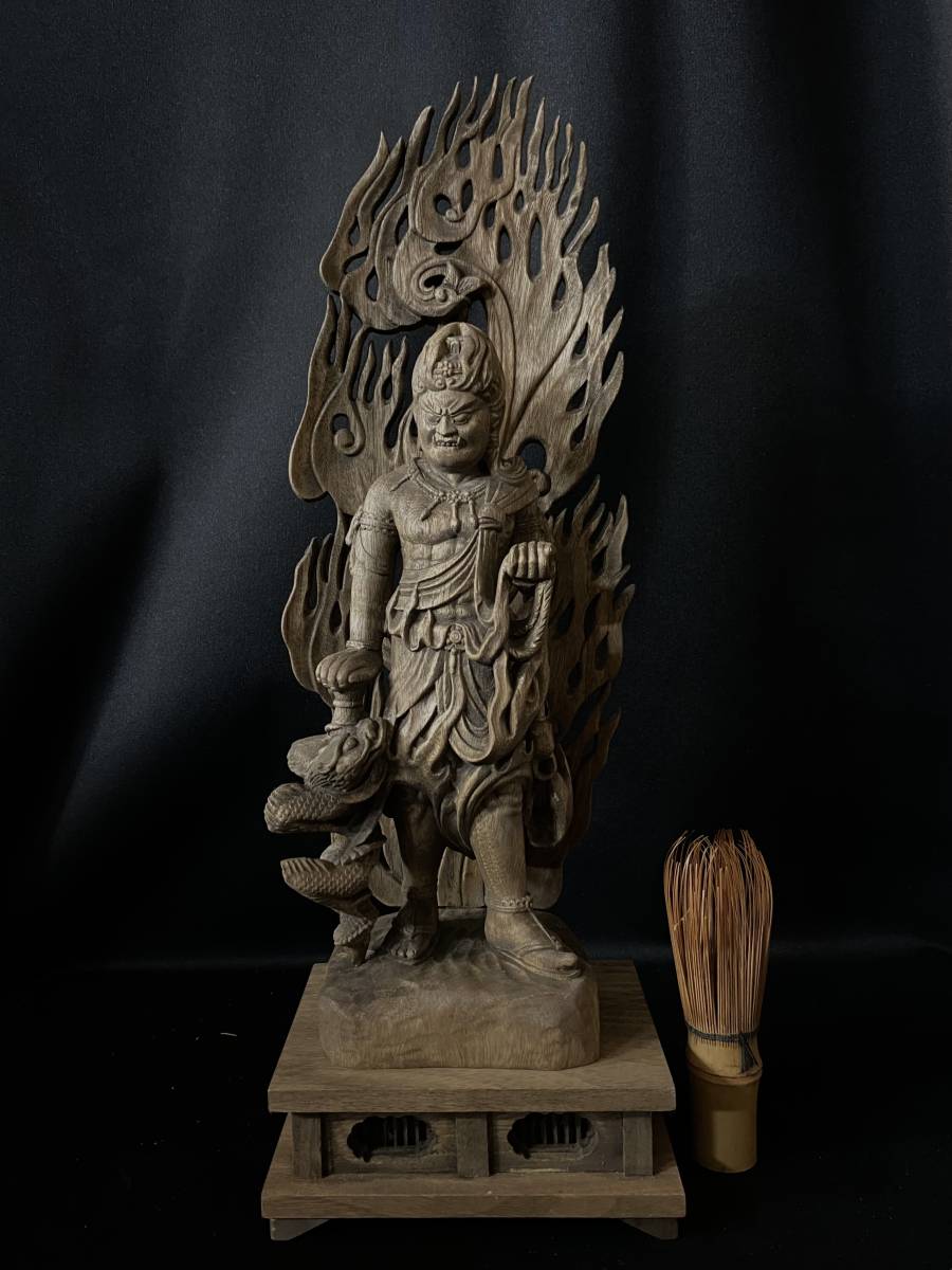 高32cm 仏教工芸品 楠材製 極上彫 井波木彫仏像 不動明王座