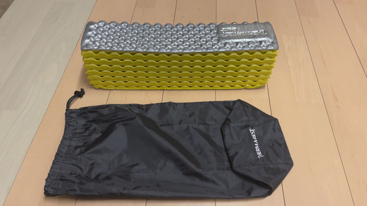 良品中古 THERMAREST サーマレスト Zライト ソル シルバー/レモン R