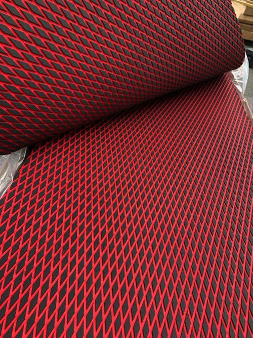 | BEE x PWCの床に！BEEオリジナル・EVAマット・230&frasl;70cm・レッドｘブラック BEEオリジナル限定カラー&frasl;RED Black &frasl;EVAマット230&frasl;70cm EVA オリジナルEVAマット・限定カラー・最終入荷品です。このカラーの EVAノンスリップマット230&frasl;70cm 特注カラーEVAマット、在庫限りの販売です。次回の入荷は未定 70cm EVAダイヤカット・ノンスリップマット・230 SUP&frasl;FRP艇&frasl;PWC用 BOAT&frasl;HAIBO 1:59まで
