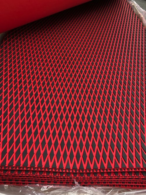 | BEE x PWCの床に！BEEオリジナル・EVAマット・230&frasl;70cm・レッドｘブラック BEEオリジナル限定カラー&frasl;RED Black &frasl;EVAマット230&frasl;70cm EVA オリジナルEVAマット・限定カラー・最終入荷品です。このカラーの EVAノンスリップマット230&frasl;70cm 特注カラーEVAマット、在庫限りの販売です。次回の入荷は未定 70cm EVAダイヤカット・ノンスリップマット・230 SUP&frasl;FRP艇&frasl;PWC用 BOAT&frasl;HAIBO 1:59まで