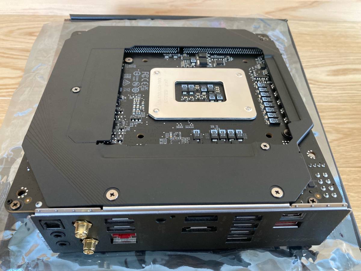 ギガバイト マザーボード GIGABYTE B660I AORUS PRO DDR4 [Rev.1.x  