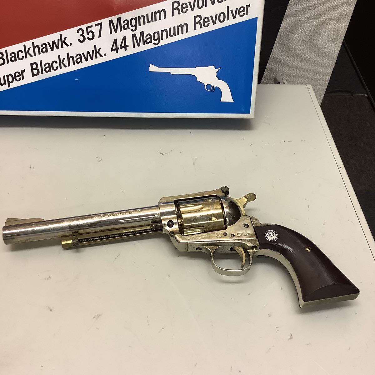 11) ハドソン ルガー BLACKhawk 357 マグナム モデルガン 6 1/2 SMG