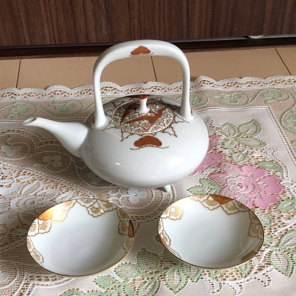 ♪時代九谷染付 煎茶揃い　朱漆茶櫃共 急須 九谷焼 煎茶道具 茶道具 茶器 染付 中国美術 青花 茶道 煎茶 唐物 茶