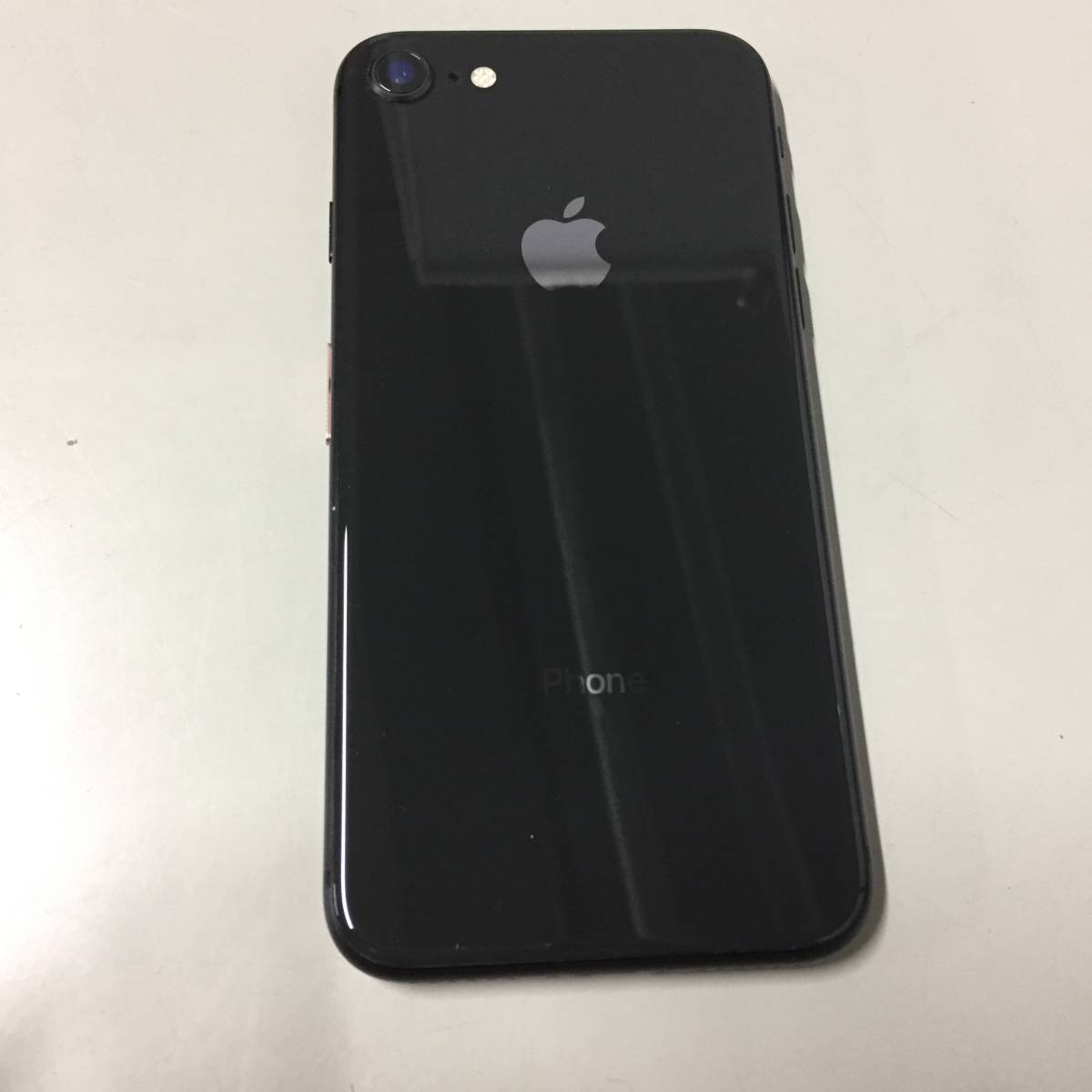○Apple iPhone 8 256GB MQ842J/A docomo スペースグレイ SIMロック