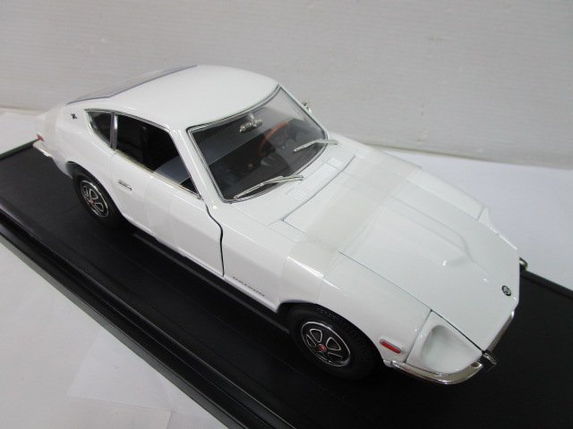 Yat Ming ヤトミン 1970 DATSUN 240Z 1⁄18 ミニカー - メルカリ