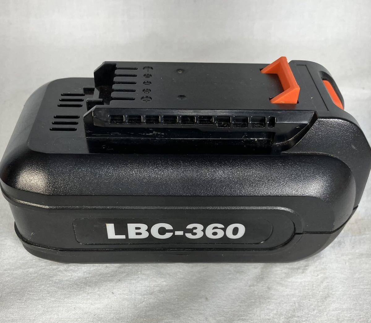 新ダイワ 共立 LBC-360 + LCC36D 36V リチウムイオンバッテリー 充電器(その他)｜売買されたオークション情報、yahooの ...