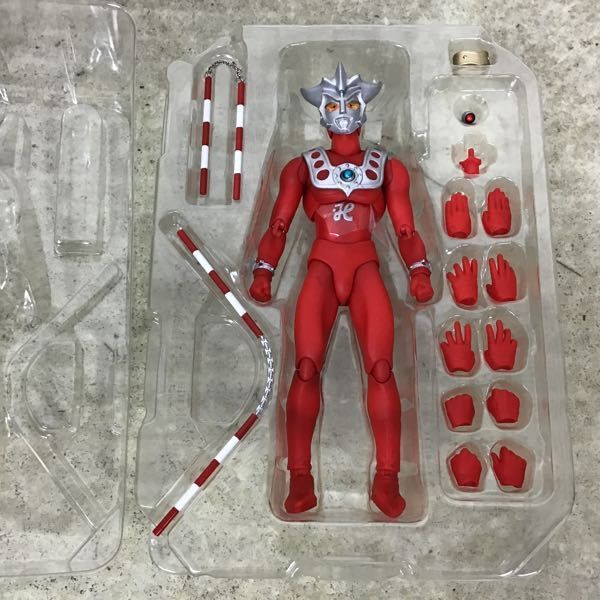 1円～ バンダイ ULTRA-ACT ウルトラマンレオ