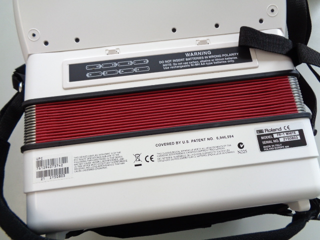 美品 動作確認済み Roland ローランド V-Accordion FR-1 V