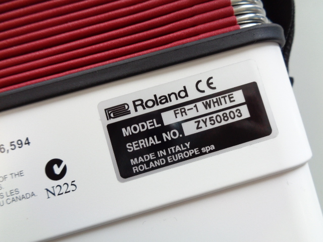 美品 動作確認済み Roland ローランド V-Accordion FR-1 V