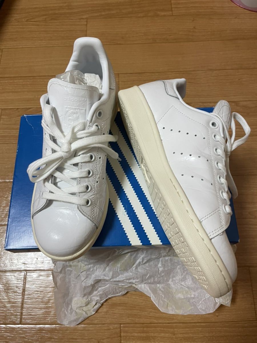 【新品未使用】adidas アディダス STAN SMITH スタンスミス スニーカー 23.5cm