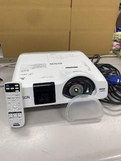 超激得，2026 EPSON EB-536WT プロジェクター 1台 7-28-536-K(本体)｜売買されたオークション情報、yahooの商品情報をアーカイブ公開 - オークファン 本体