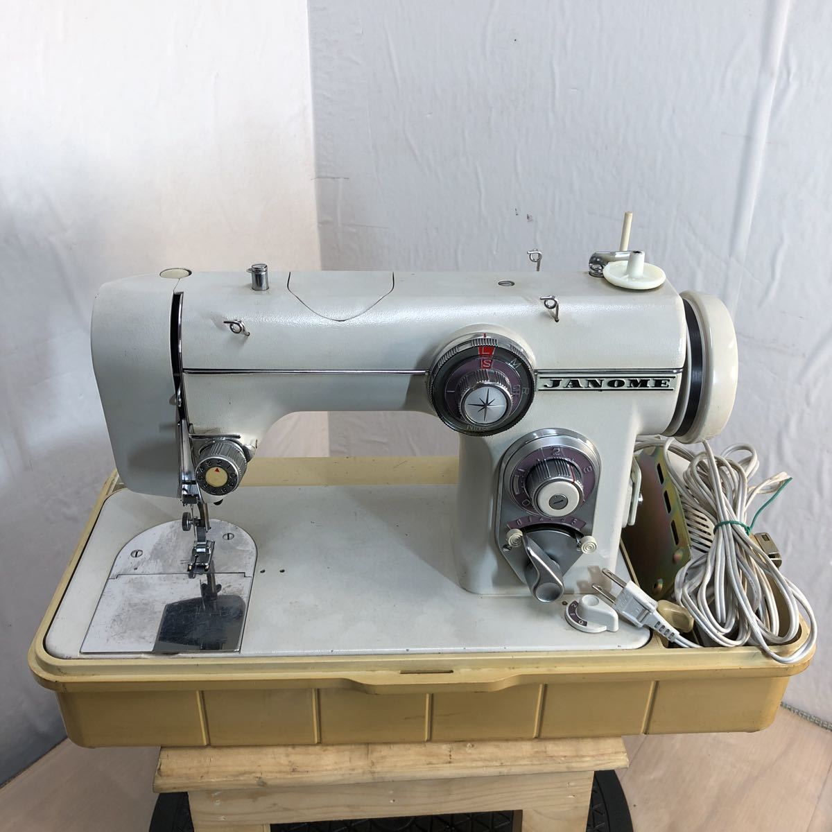 ジューキ JUKI ミシン 1000円スタート Themisin Model HZL-7800 ハンド 