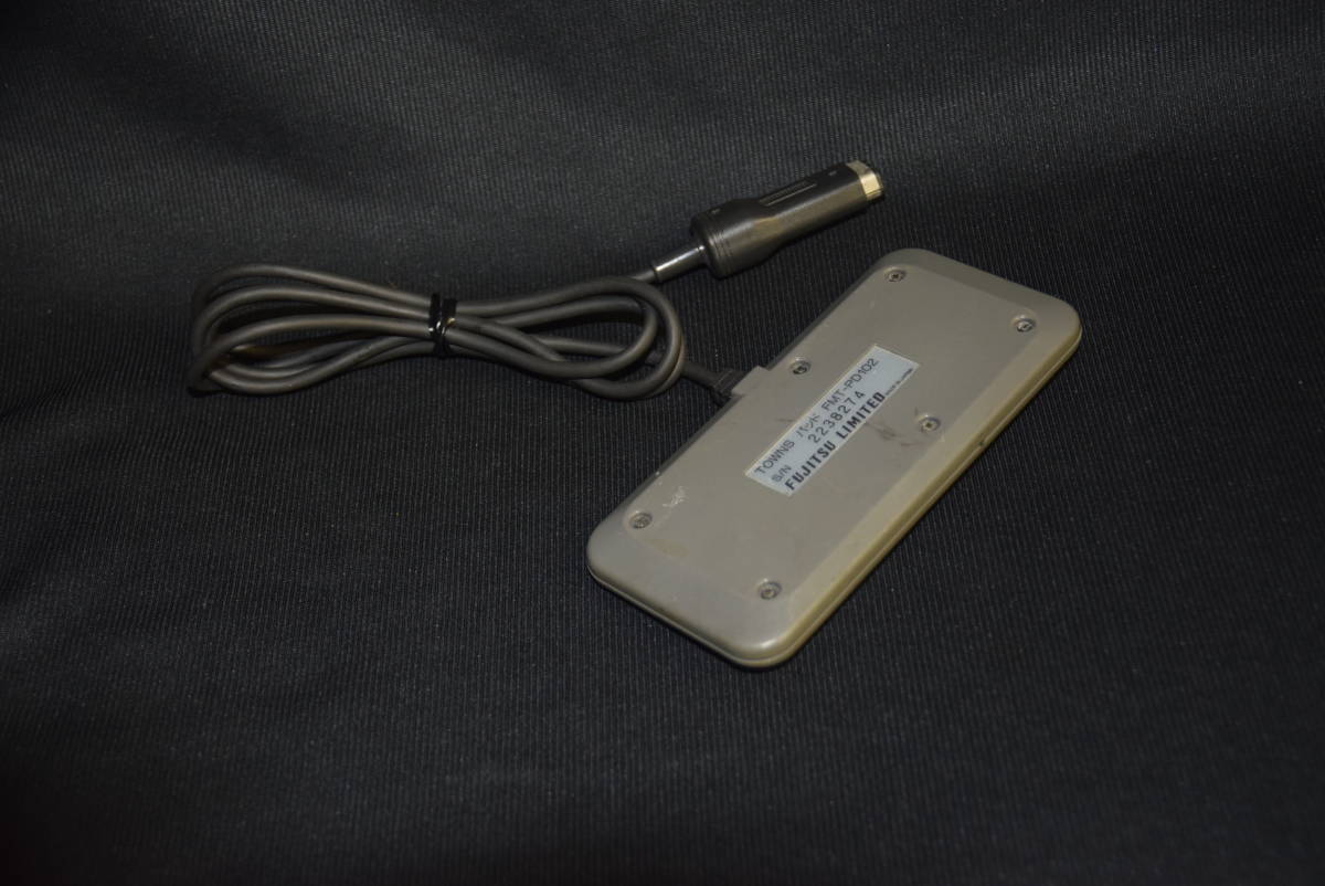 ☆ 動作品 FMT-PD102 ゲームパッド ゲームコントローラー 富士通FM 