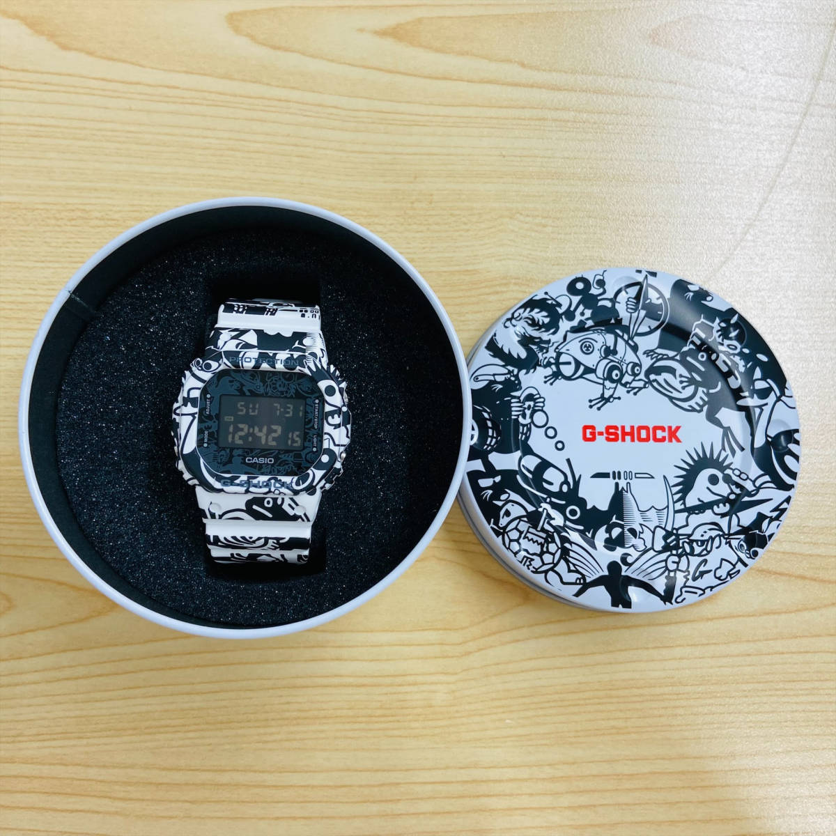 カシオ CASIO G-SHOCK 腕時計 G-UNIVERSE DW-5600GU ジー