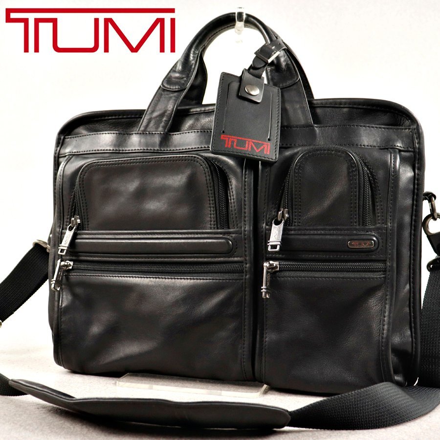 相場価格￥82，000- 美品 TUMI トゥミ 96516D4 T-Pass Medium Screen 