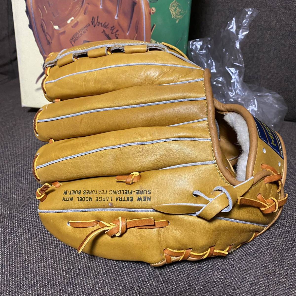 デッドストック】 MIZUNO World Win Little League グローブ 赤カップ 