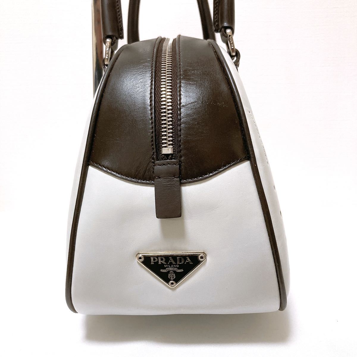 美品】 PRADA プラダ ハンドバッグ ミニボストン 三角ロゴ パンチング 