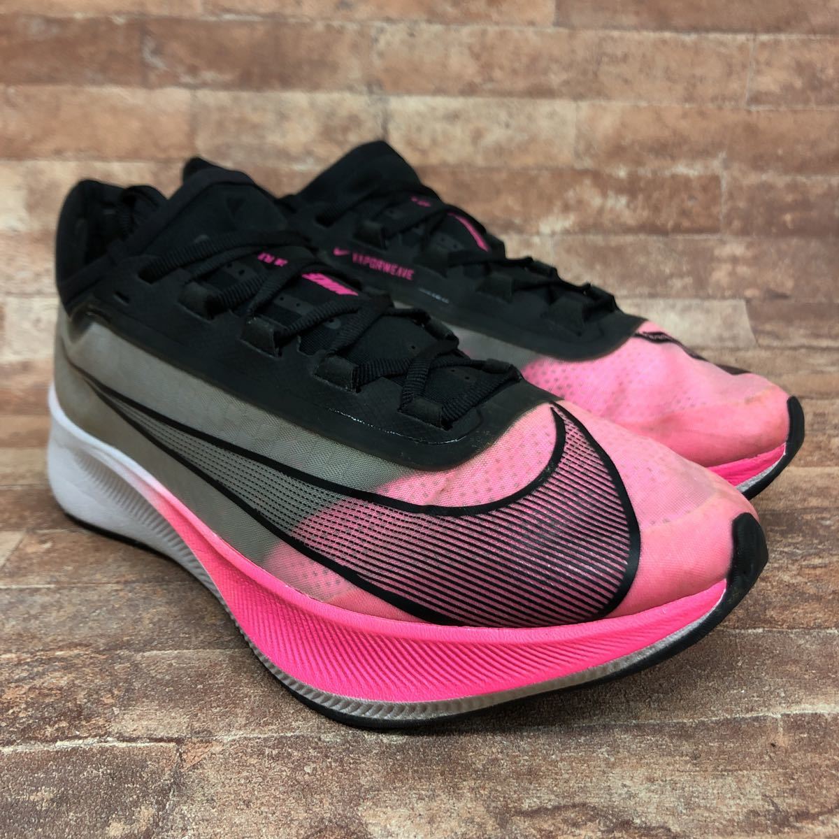 ピンク Nike ナイキ ズーム フライ ピンクの通販 By Numbermake S Shop ナイキならラクマ 29 5cm Nike Zoom Fly 3 ヤマト