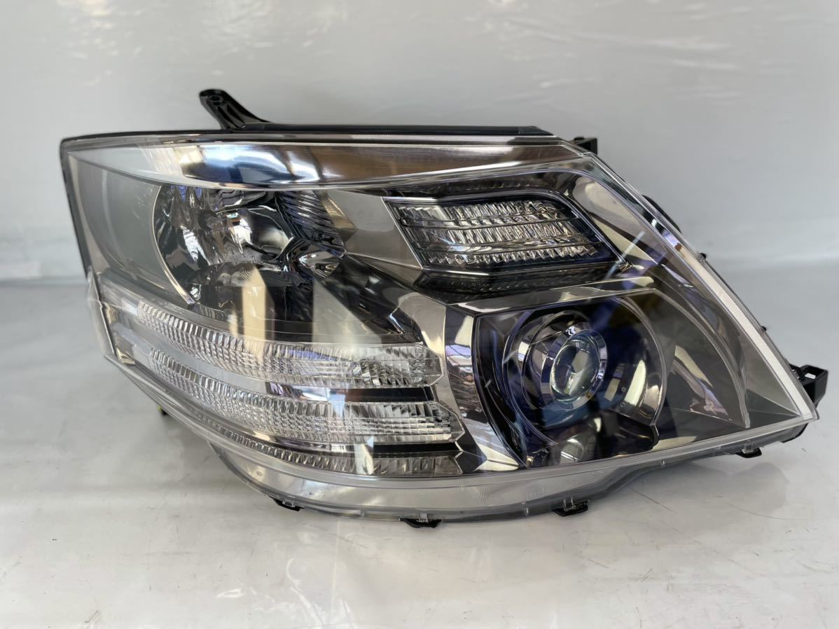 美品 割れ無 点灯OK ANH10W 後期 アルファード 純正 HID ヘッドライト