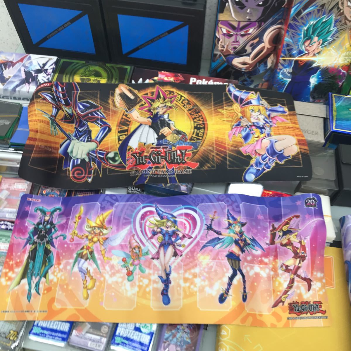 ジャンク】トレカ スリーブ カードケース プレイマット 大量セット 傷