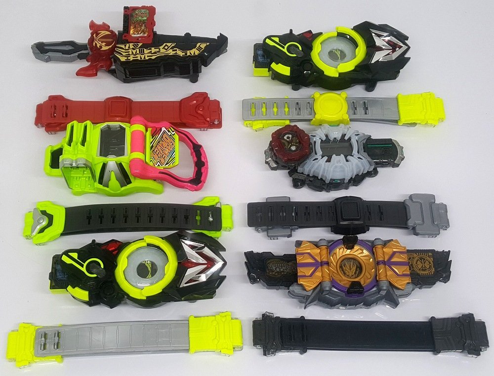 ★【ジャンク】【中古】仮面ライダー なりきり変身ベルト まとめ売り DXキバットベルト 聖剣ソードライバー 他【大型140サイズ】【福山店】