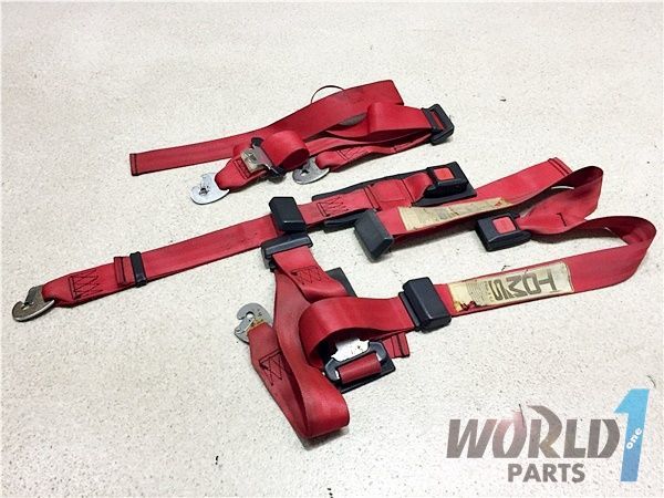 4点式シートベルト | TOM'S TOM'S(トムス)のシートベルト関連の口コミ