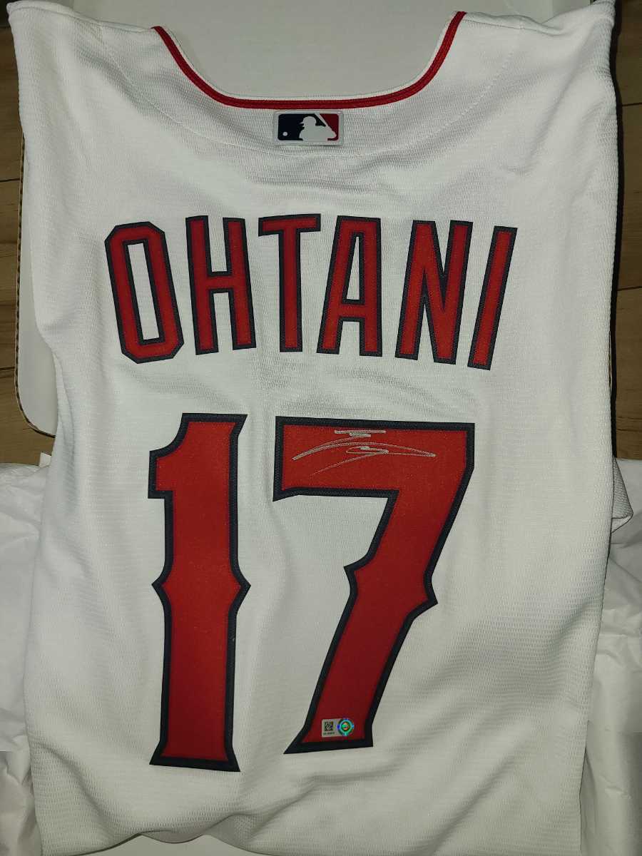 【本物保証，2026】 MLB公式証明付き 大谷翔平選手 直筆サインユニフォーム ナイキ 白 エンゼルス MLB Angels(サイン)｜売買されたオークション情報、yahooの商品情報をアーカイブ公開 - オークファン サイン