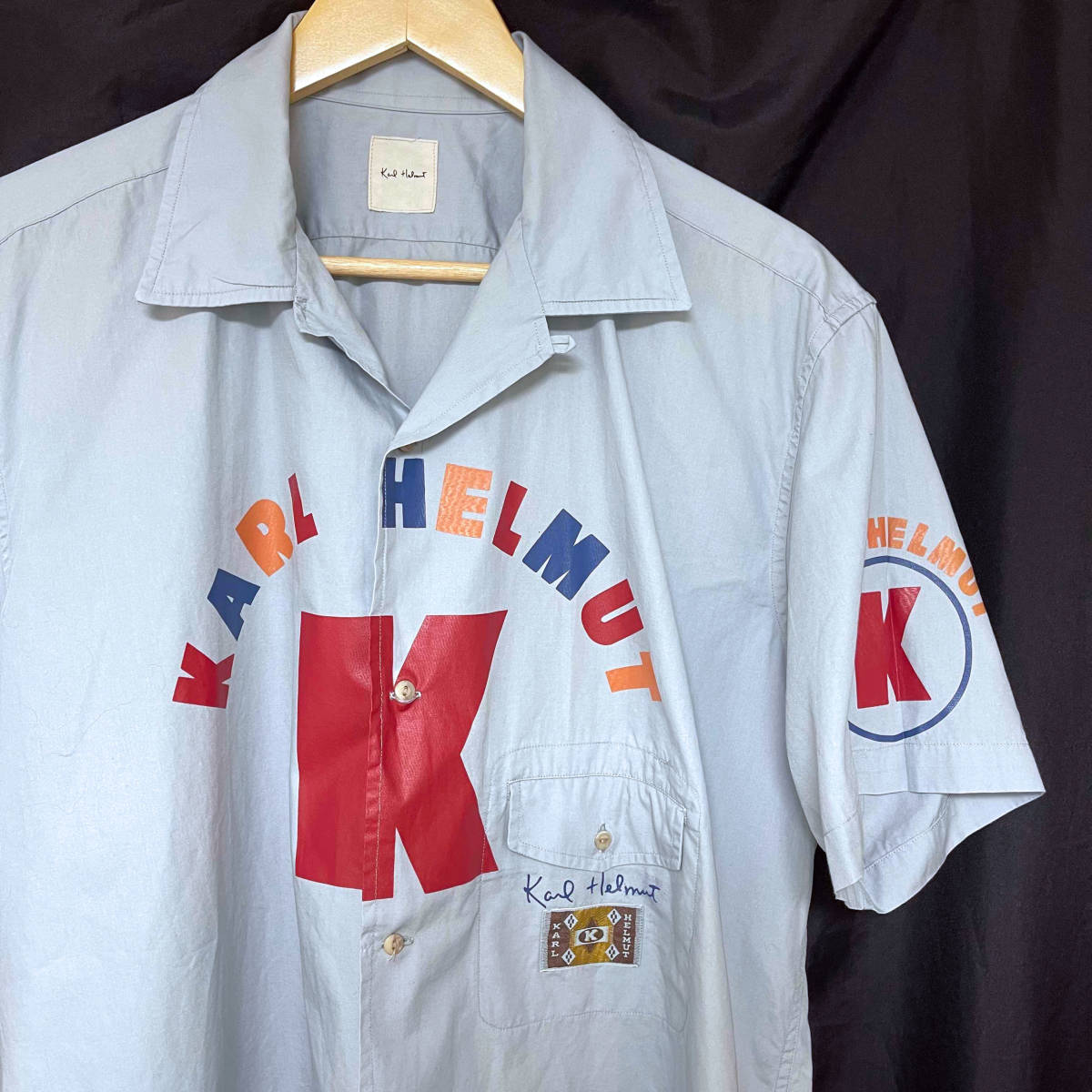 Karl Helmut カールヘルム 半袖シャツ - ワッペン カールヘルム☆ロゴ 