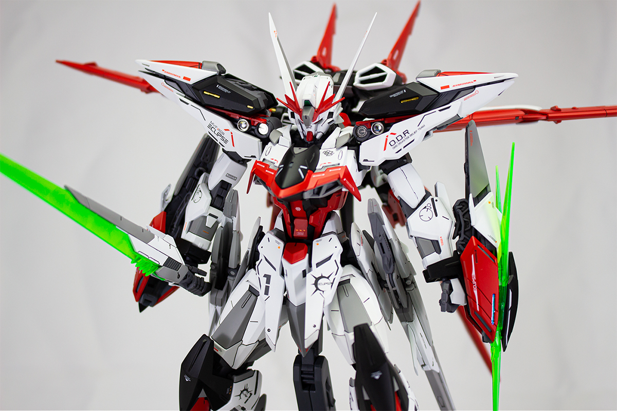 MG 1/100 エクリプスガンダム 改修 塗装済 完成品 ムウ カスタム MG 1/100 エクリプス ガンダム オリジナルカスタム塗装済み完成品 1
