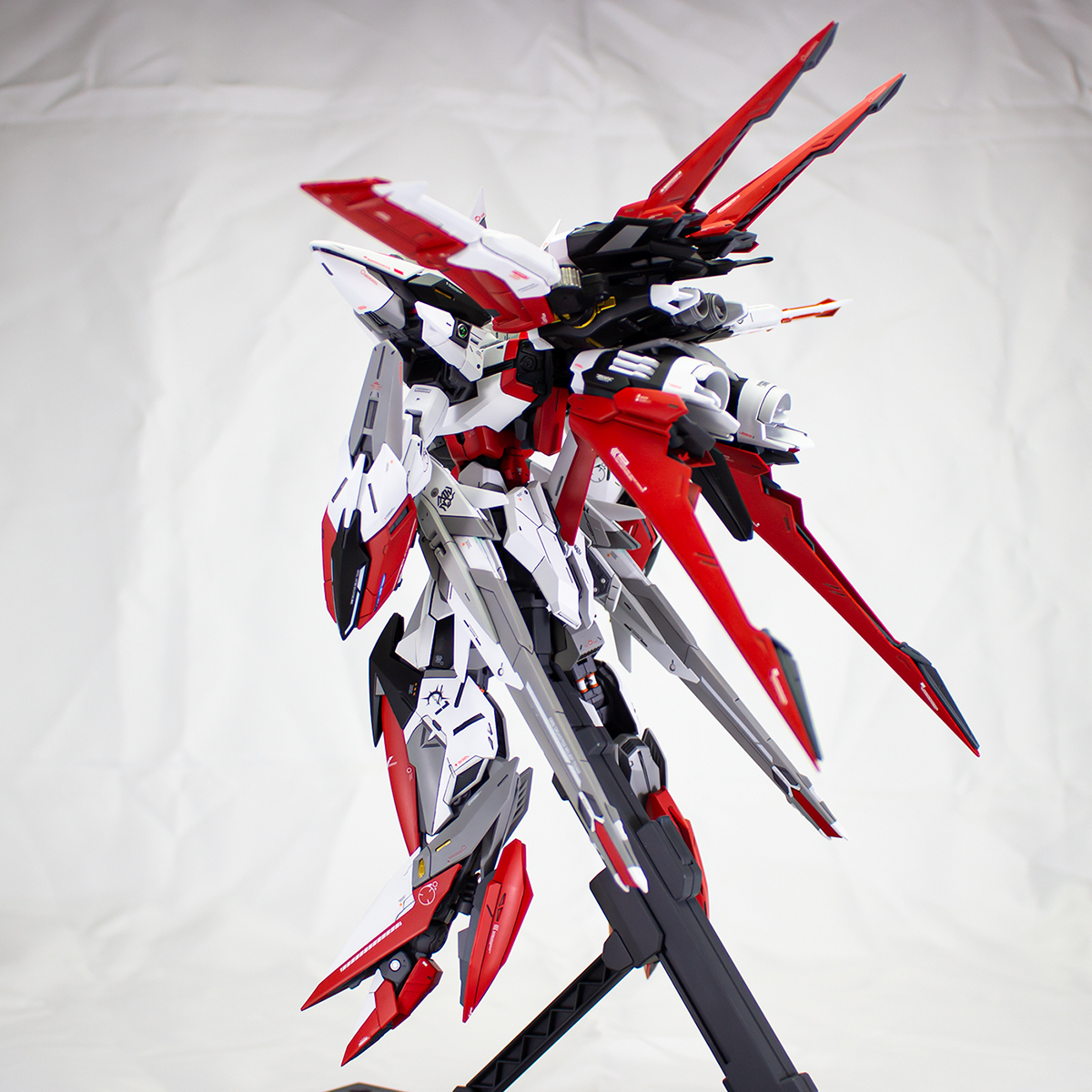 MG 1/100 エクリプス ガンダム オリジナルカスタム塗装済み完成品 1