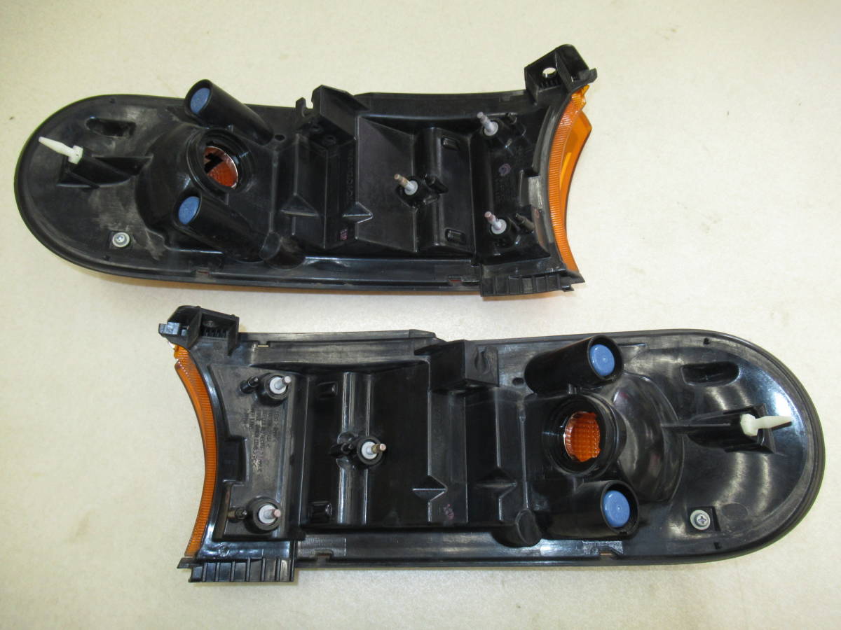 FJクルーザー GSJ15W 純正 ウインカー左右 ICHIKOH 35-125 FJクルーザー GSJ15W 純正 ウインカー ICHIKOH 35-125 完全 W 完壁