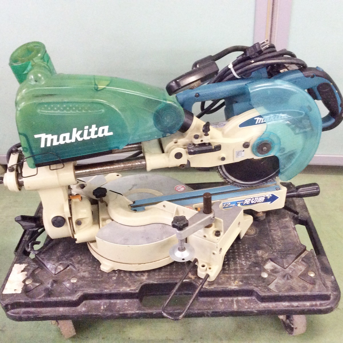 ◎【RH-1536】中古品 makita マキタ 190mm スライド丸ノコ LS0716FS