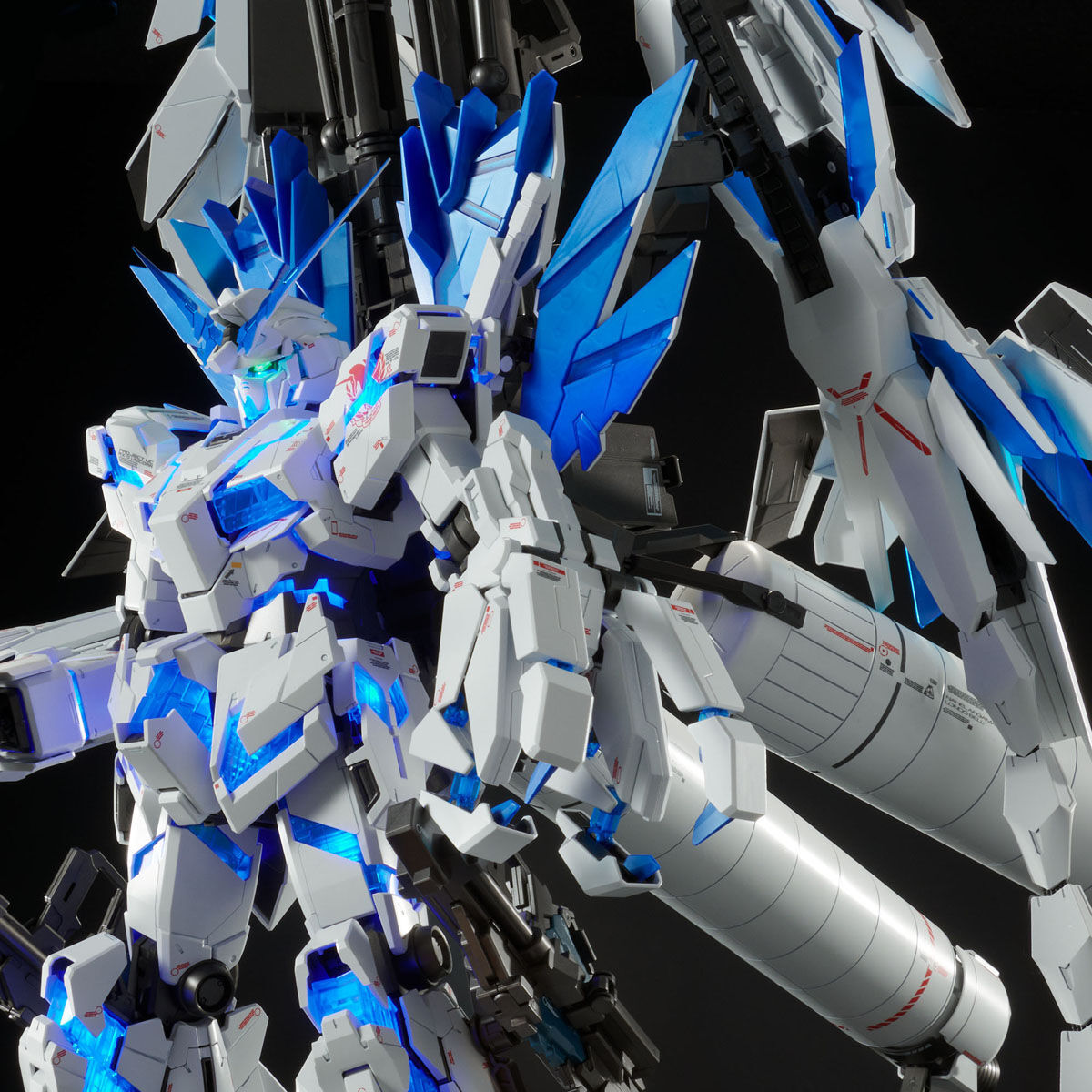 BANDAI PG 1/60 ユニコーンガンダム ペルフェクティビリティ 本体 