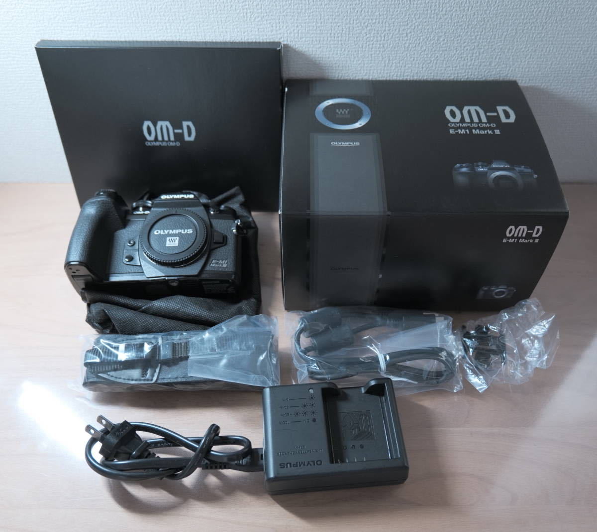 E-M1 Mark III Olympus OM-D | - Camera Review with the Mirrorless 