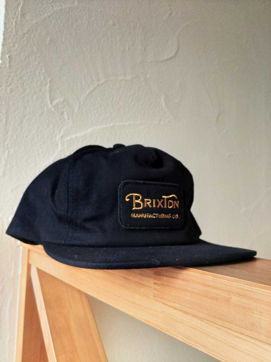 BRIXTON ブリクストン キャップ　ブラック　未使用! BRIXTON ブリクストン - スナップバック メッシュフラットキャップ SNPK