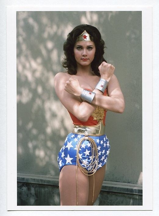 リンダカーター直筆サイン入り2Lサイズ写真…ワンダー・ウーマン… リンダカーター直筆サイン入り2Lサイズ写真…ワンダー・ウーマン