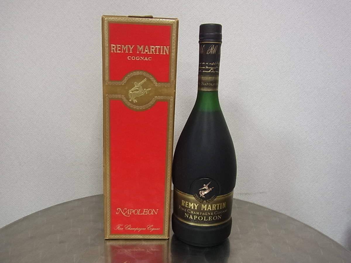 レミーマルタン　ナポレオン　デキャンタ　700ｍｌ　未開栓 未開栓 古酒 REMY MARTIN NAPOLEON レミーマルタン ナポレオン