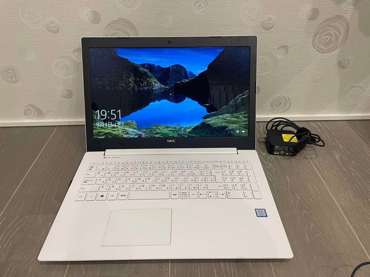 NEC パソコン Lavie PC-NS70CMAW・CPU Intel Core-i7 8550U 1.80GHz 