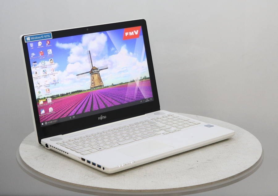 FUJITSU LIFEBOOK AH77⁄W Core i7-6700HQ 2.6GHz⁄8GB⁄HDD1TB⁄Blu-ray