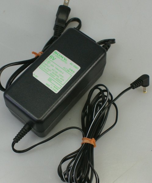 （送料無料） 即納　希少　美品　SONY ラジオ ICF-SW7600GR用　ACアダプター AC-E601　　動作ＯＫ