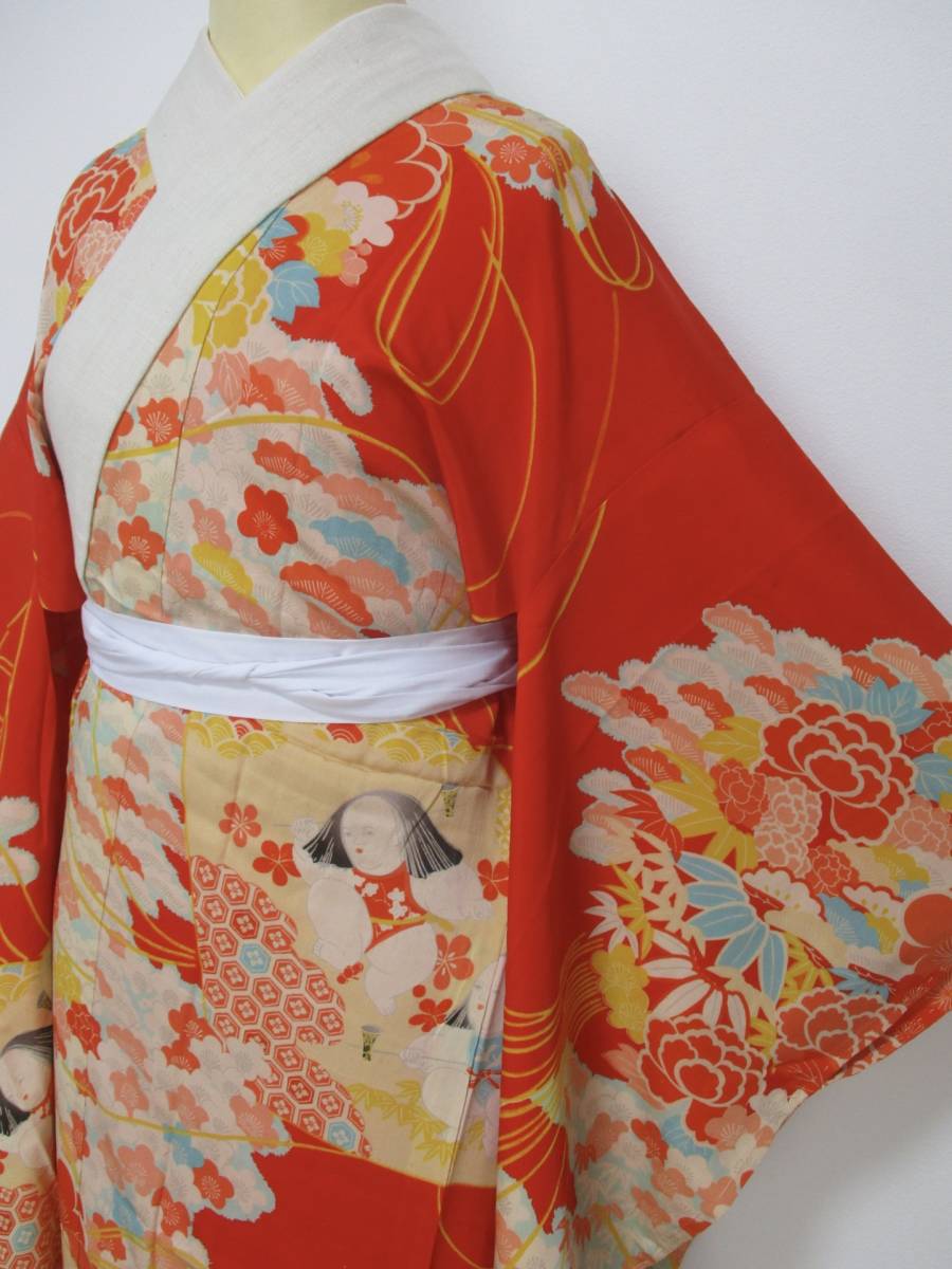正絹 アンティーク 長襦袢 / 赤 / 薬玉 / 梅 / 扇 / 金駒刺繍 / 袖丈