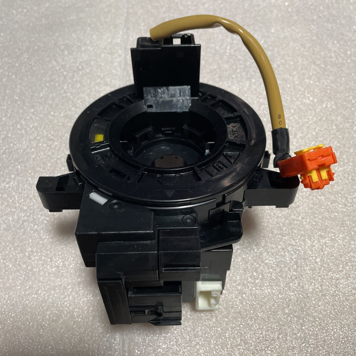トヨタ純正 正規品 スパイラルケーブル 舵角センサー B82 89245-74010 NHP10 アクア(ステアリング、ハンドル関連用品 ...
