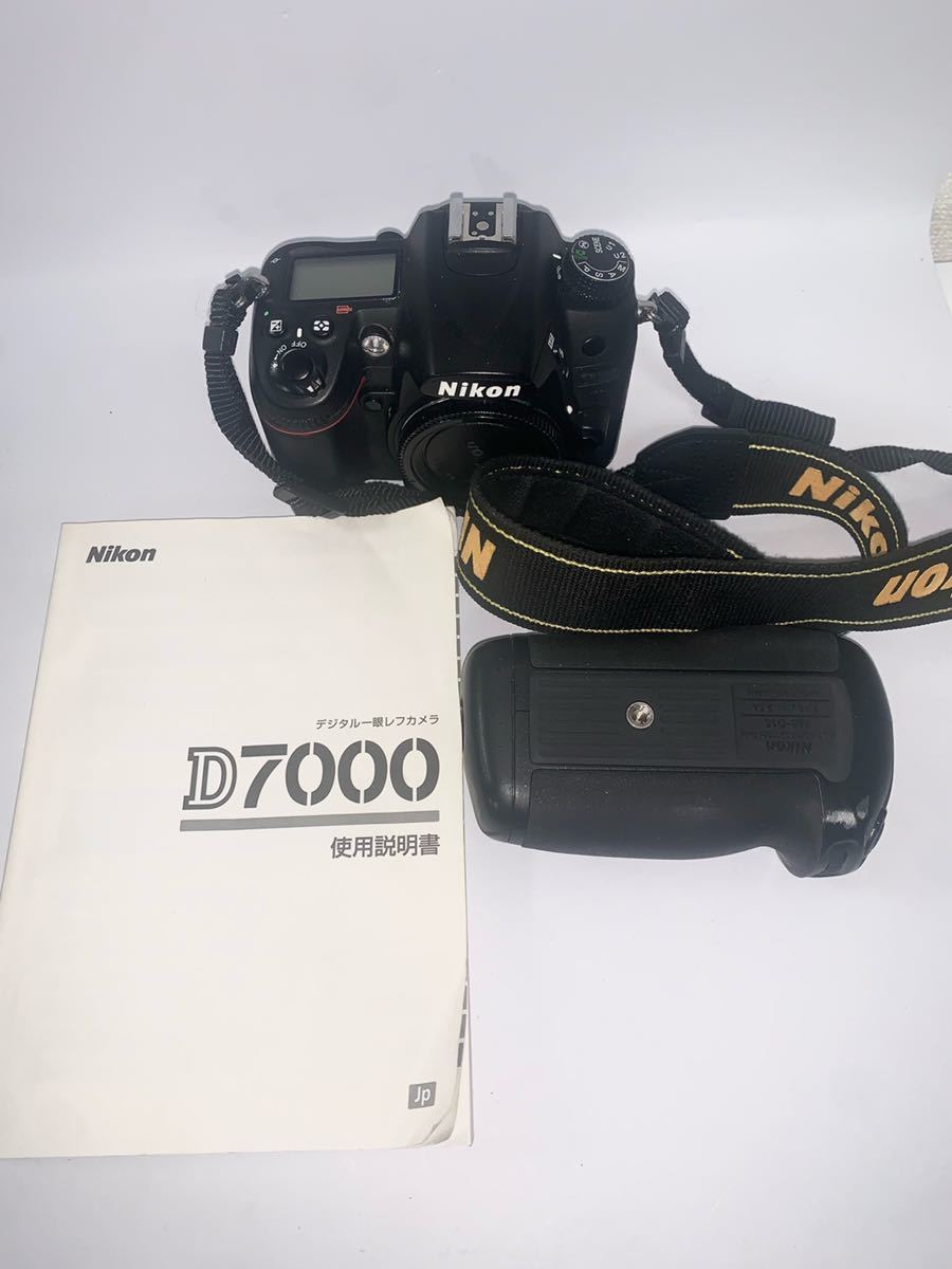 美品 Nikon D7000 バッテリー/充電器/SDカード/説明書付 動作確認済み 